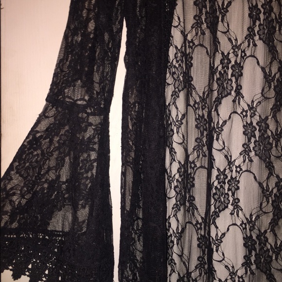 Cardigan - Picture 2 of 3